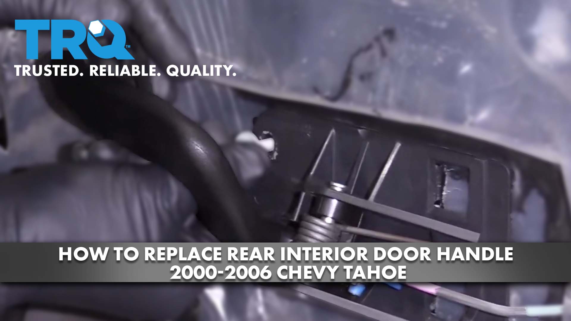 How To Replace Rear Interior Door Handle 200006 Chevy Tahoe 1A Auto